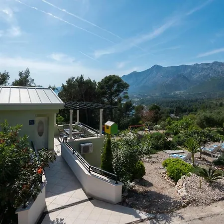 Апартаменты Mokalo Оребич